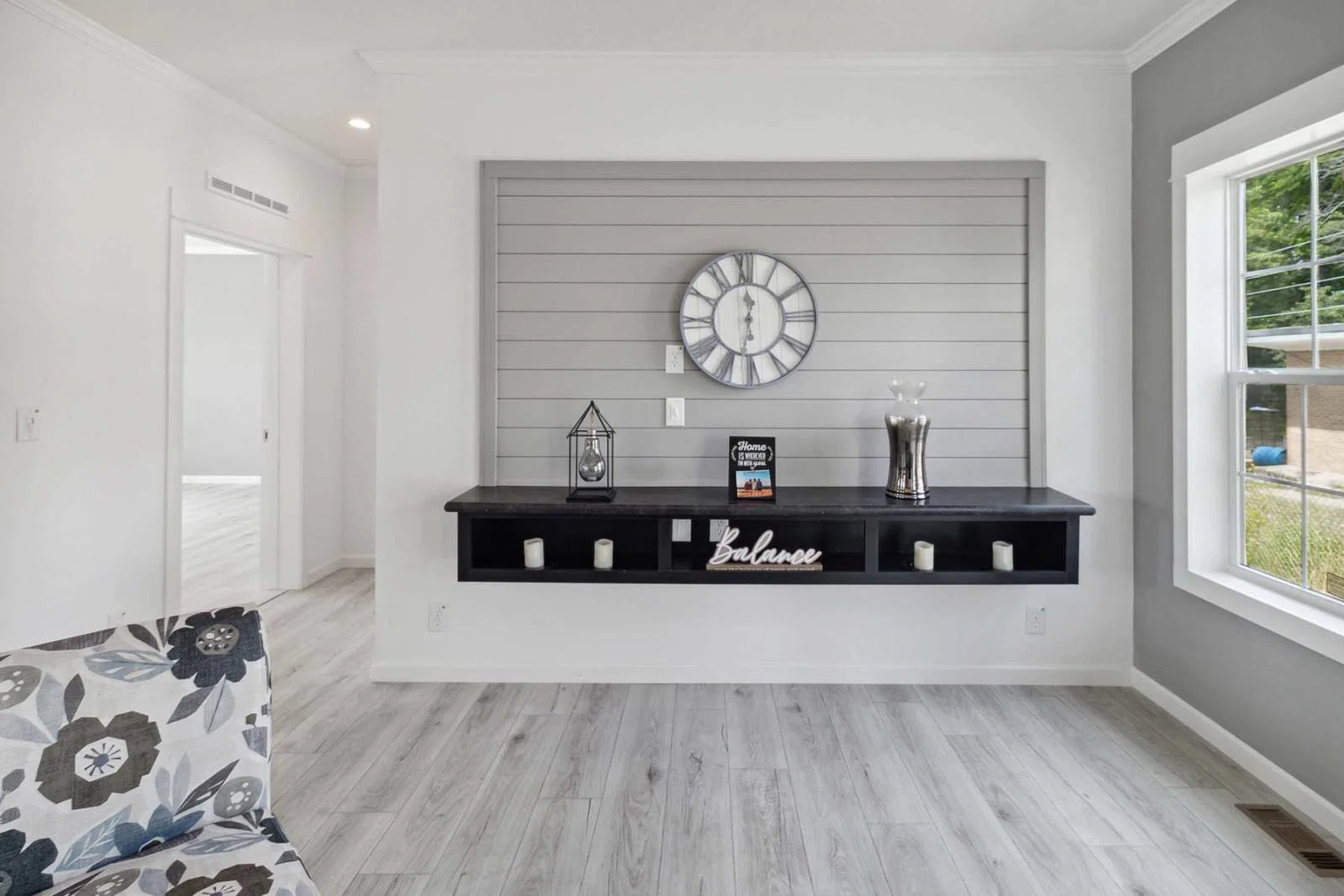 Ironclad 3276-21 interior home features