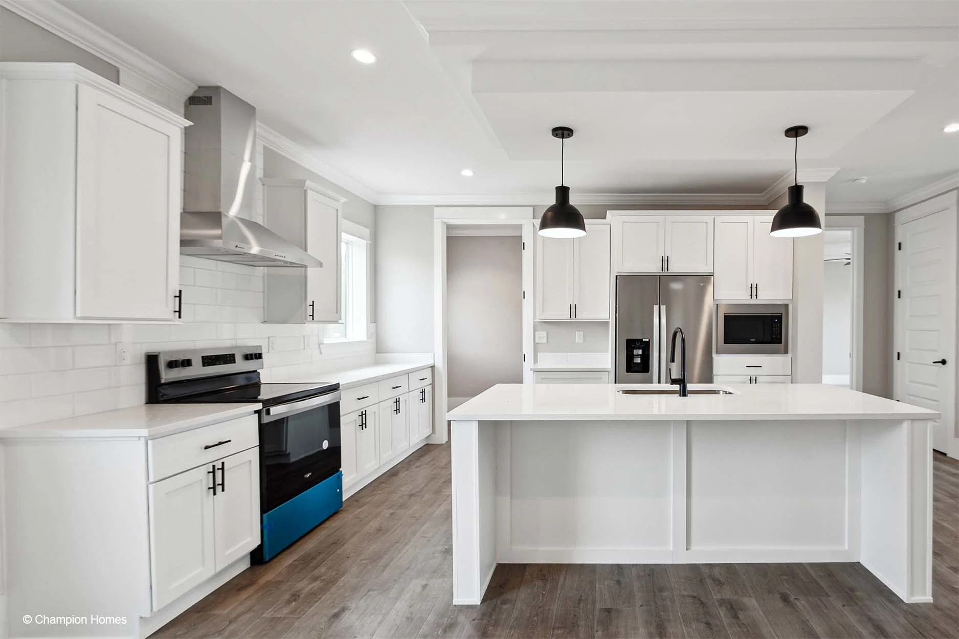 Cameron iii 3260-02 kitchen home features