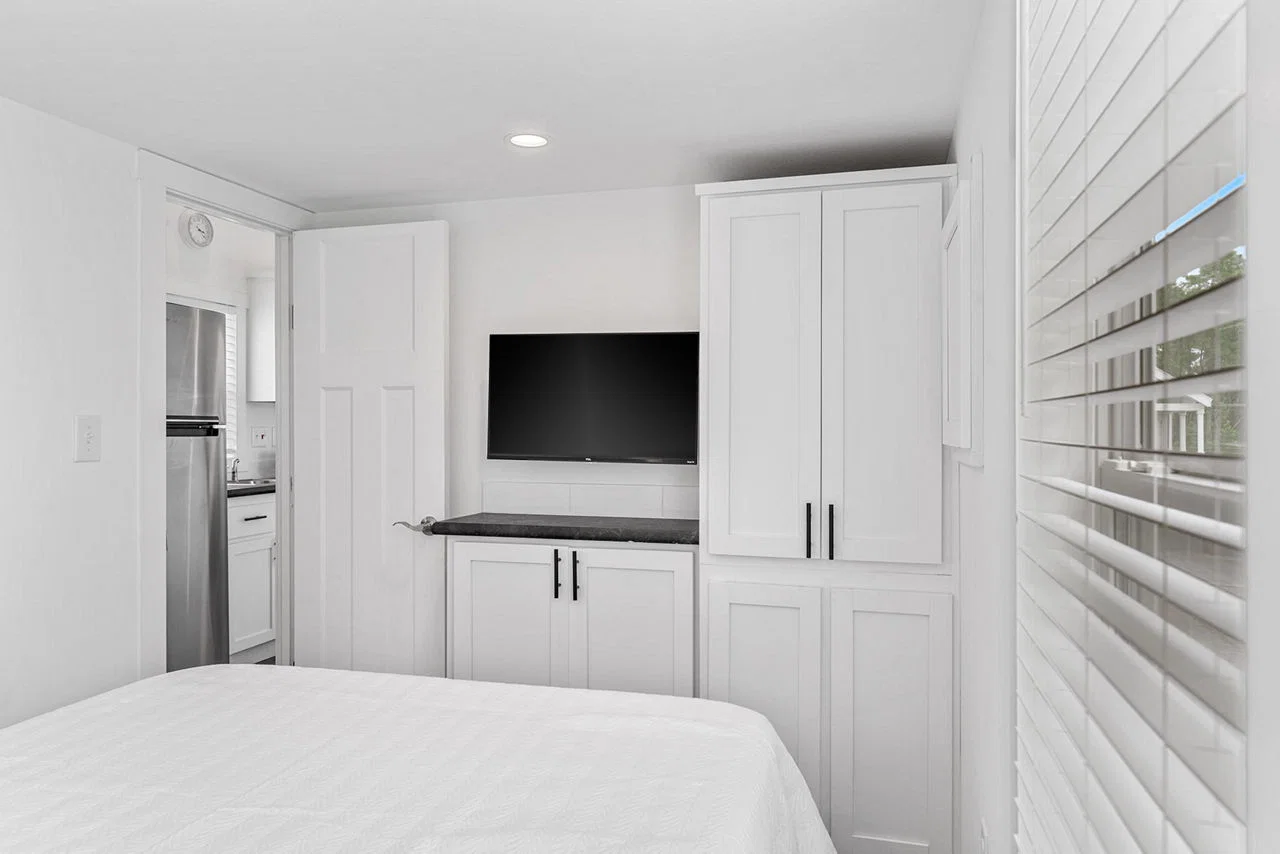 Park model 4110l bedroom home features