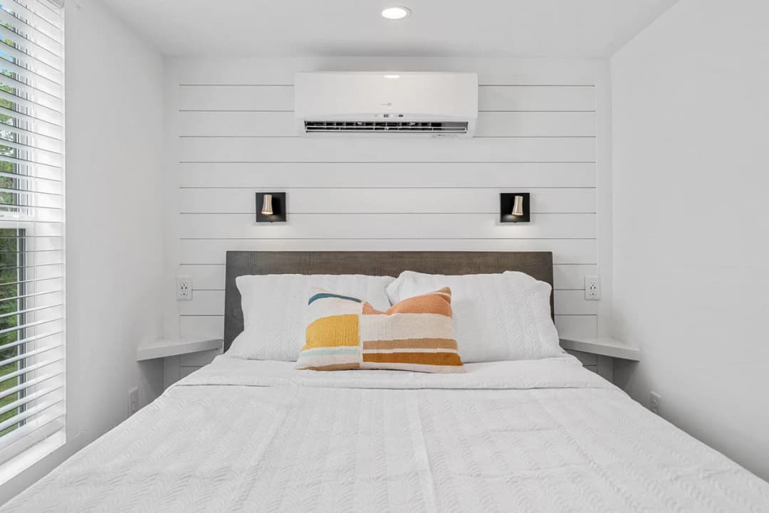 Park model 4110l bedroom home features